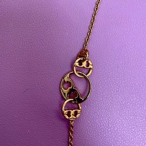 Tory Burch 16” long necklace gold
